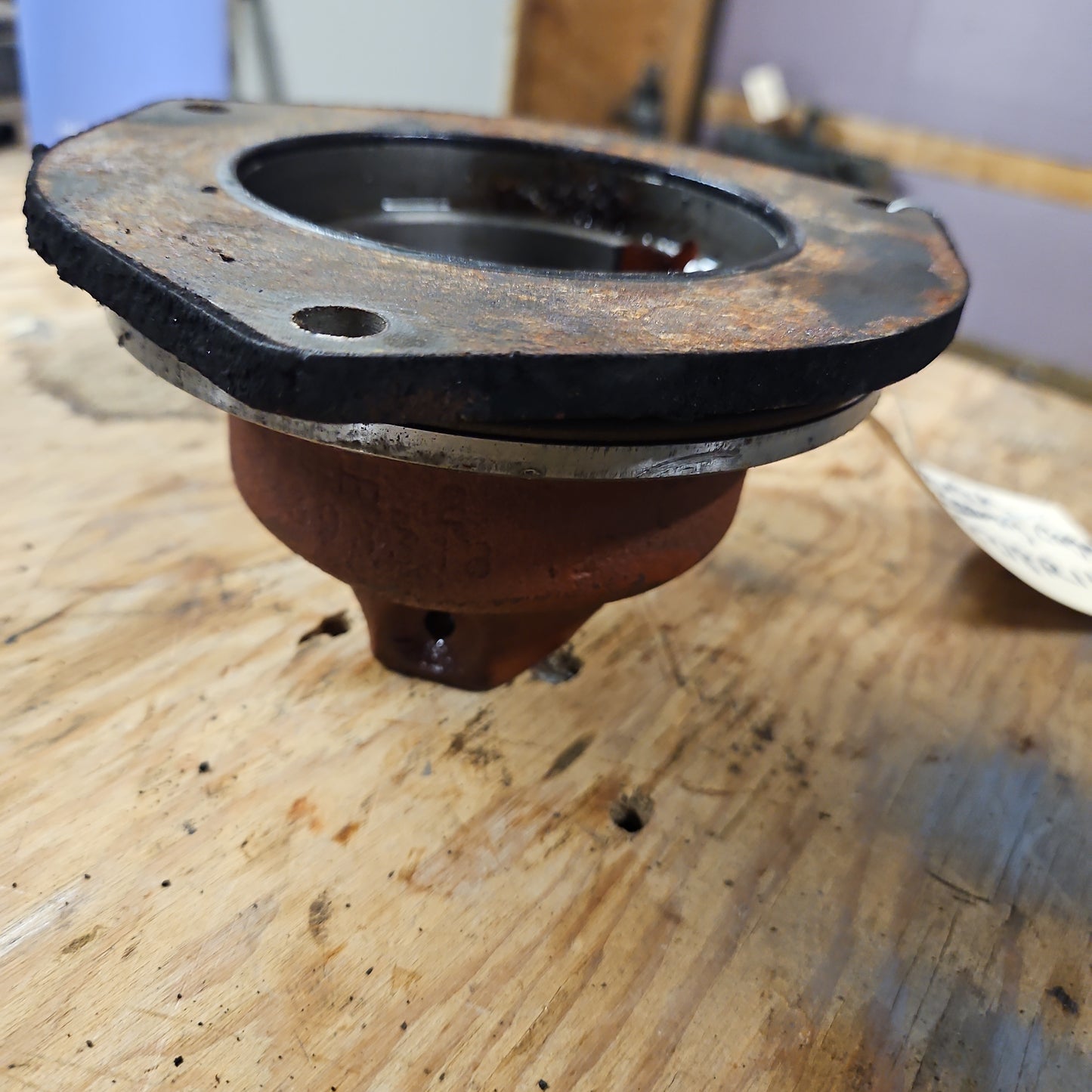 IPTO Clutch Shaft Bearing Cage