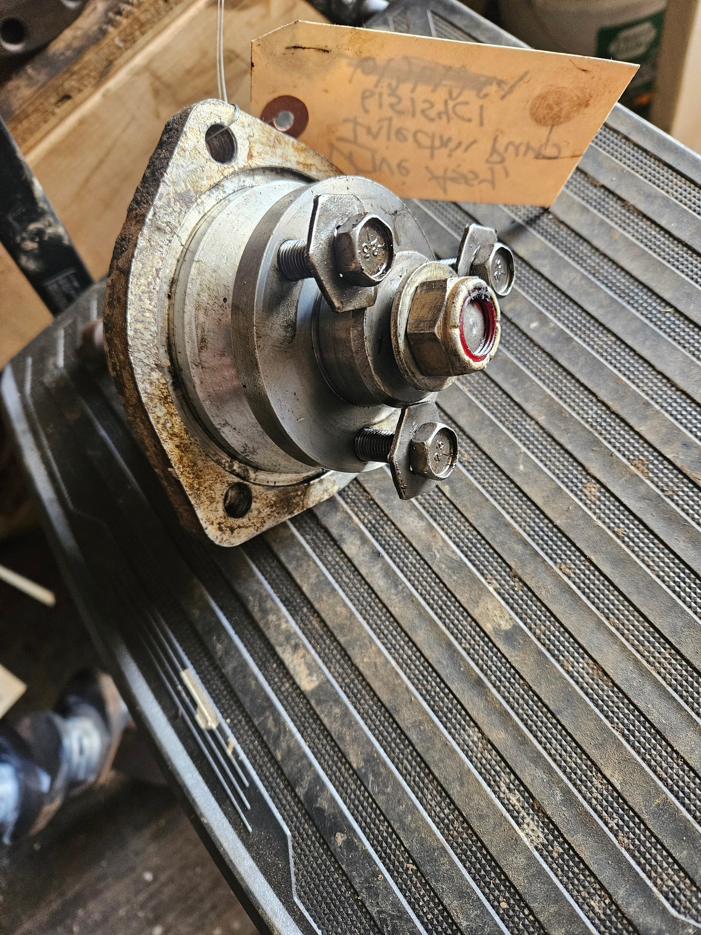 Injection Pump & Housing Shaft