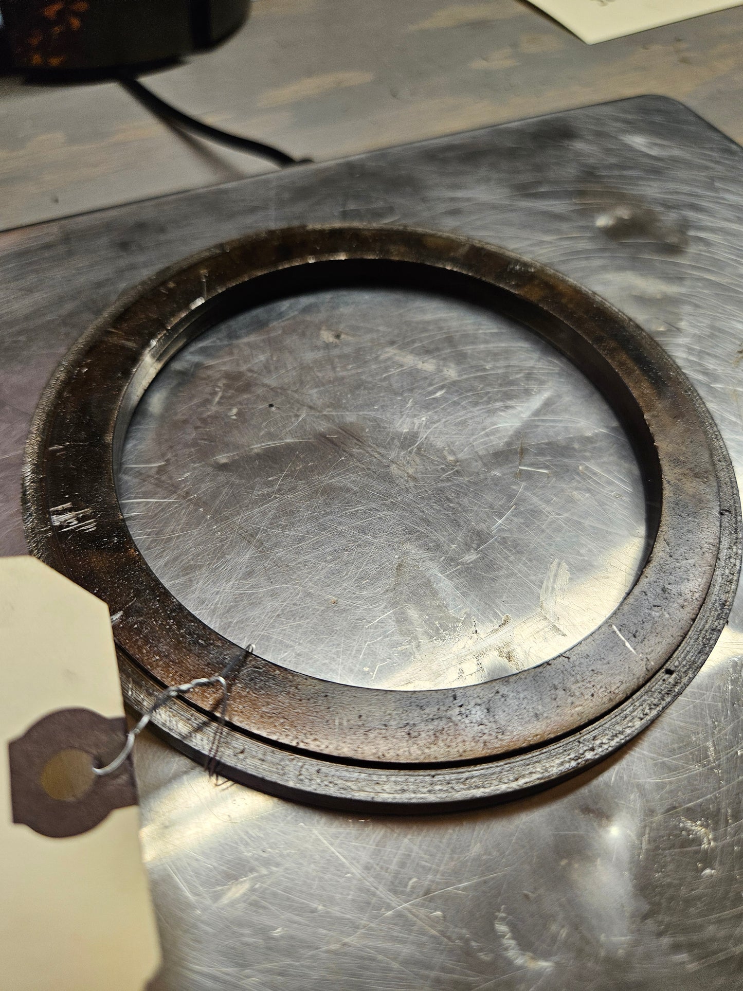 Clutch Disc Retainer