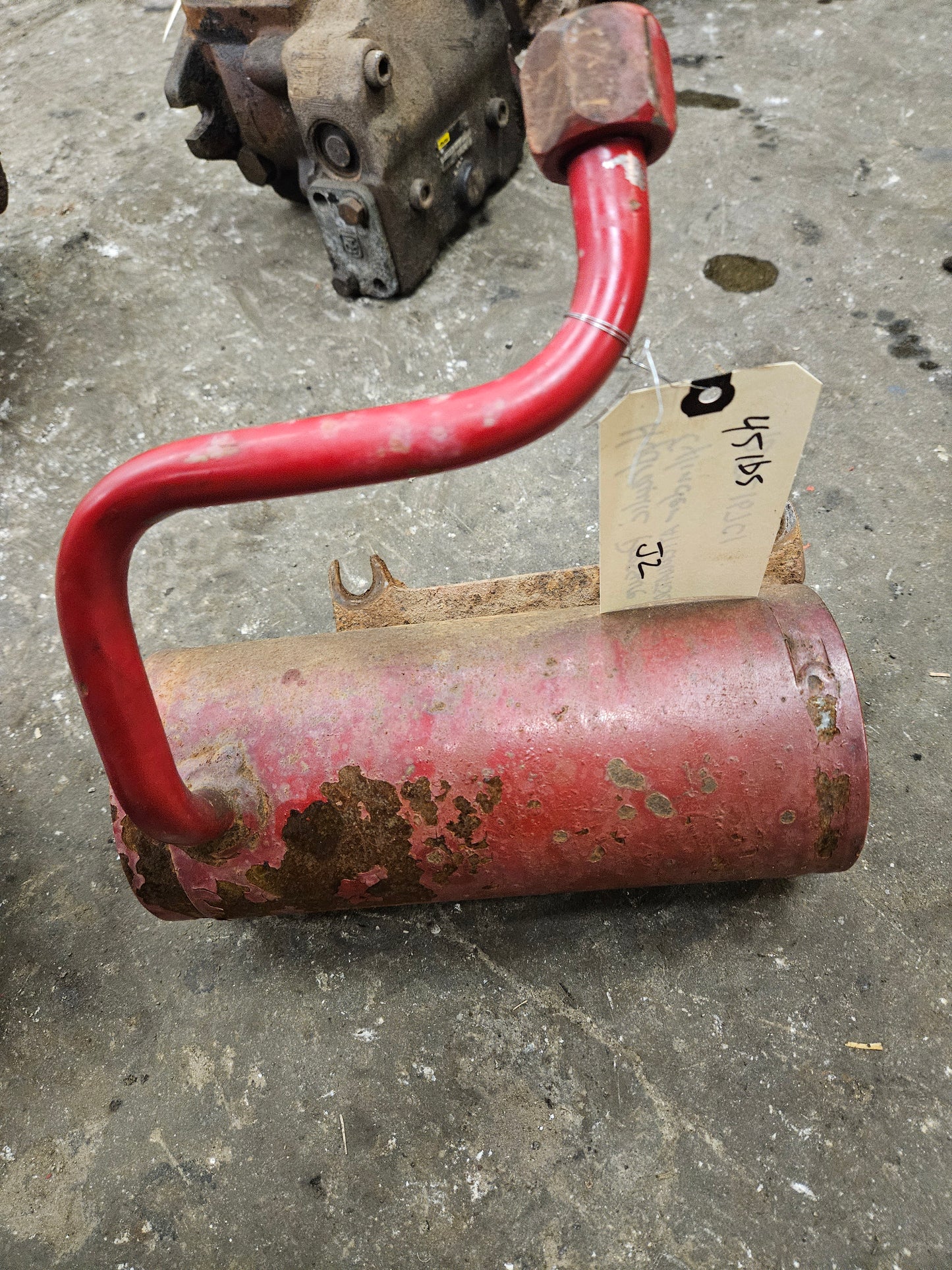 Hydraulic Pressure Cylinder Attenuator