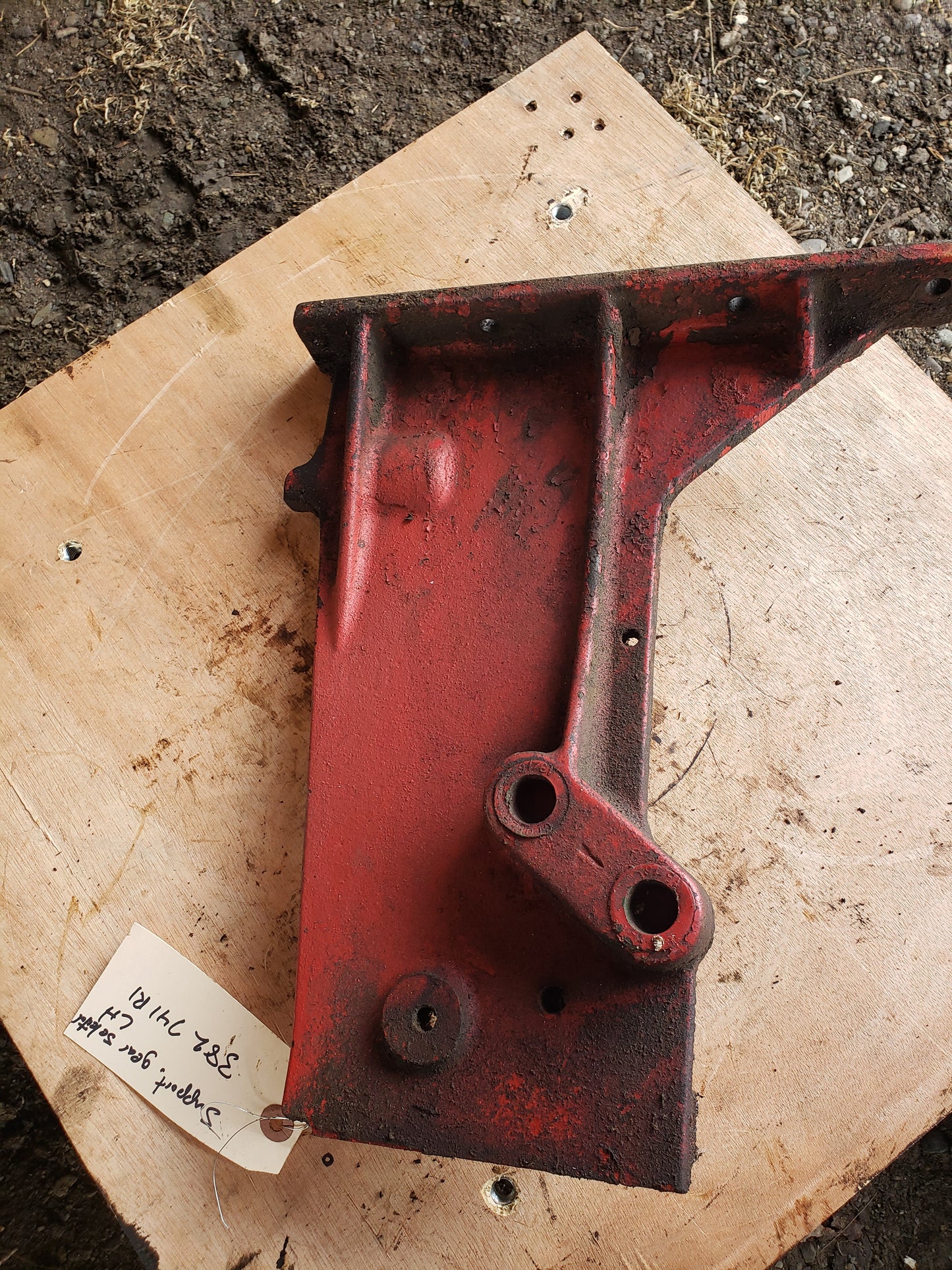 Gear Selector Support, Left