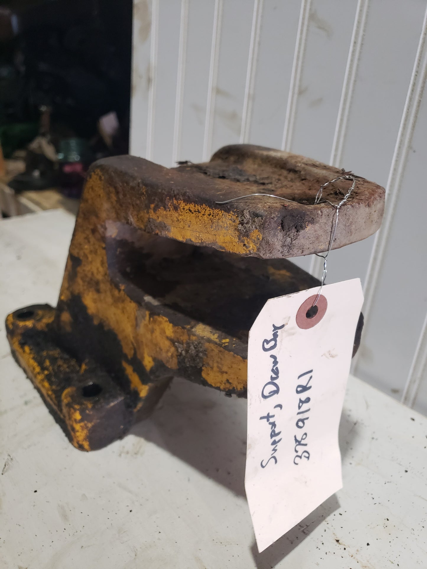 Drawbar Pivot Support