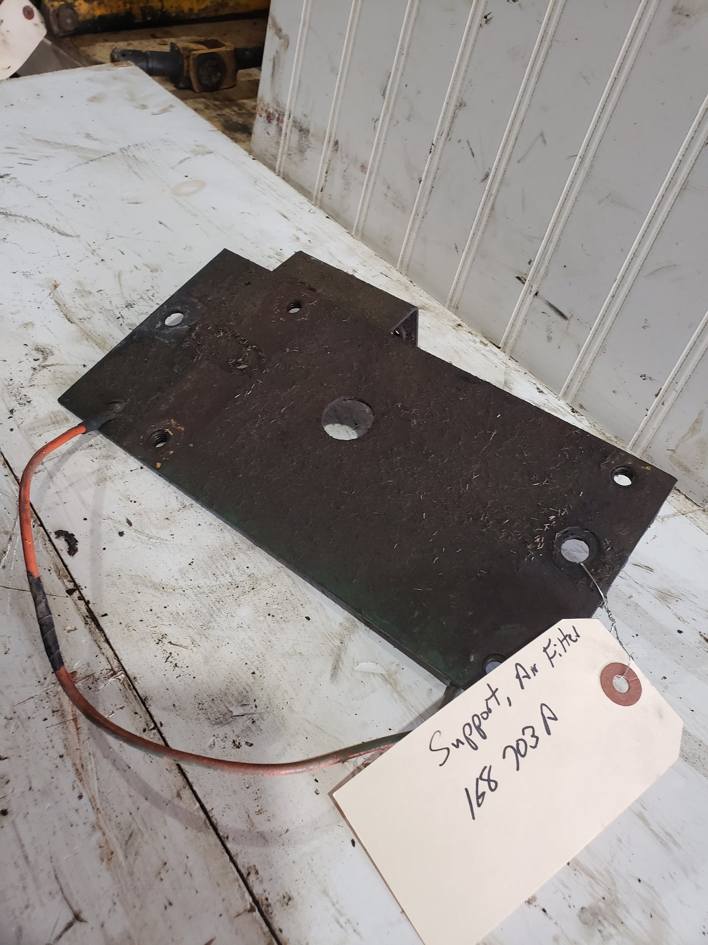 Air Filter Support