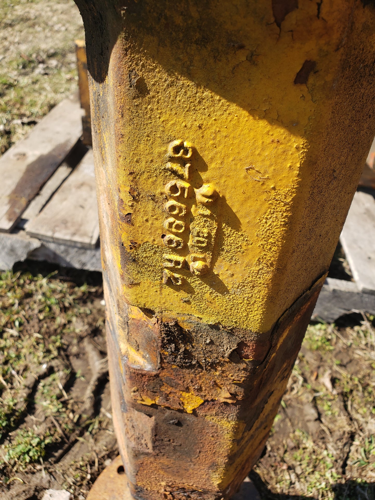 Left Rear Axle Housing, Complete