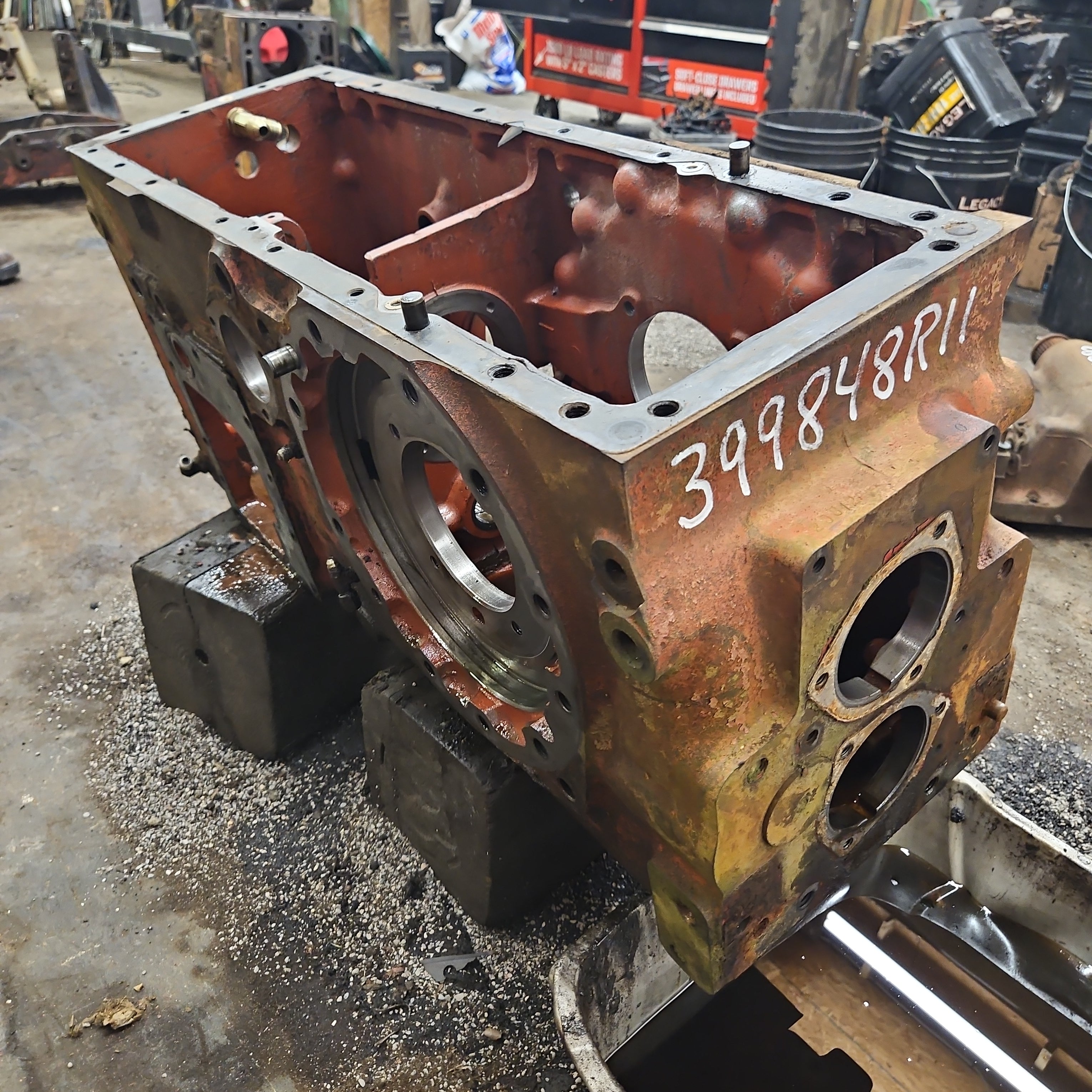 Rear End Housing – A&M Tractor Salvage & Parts