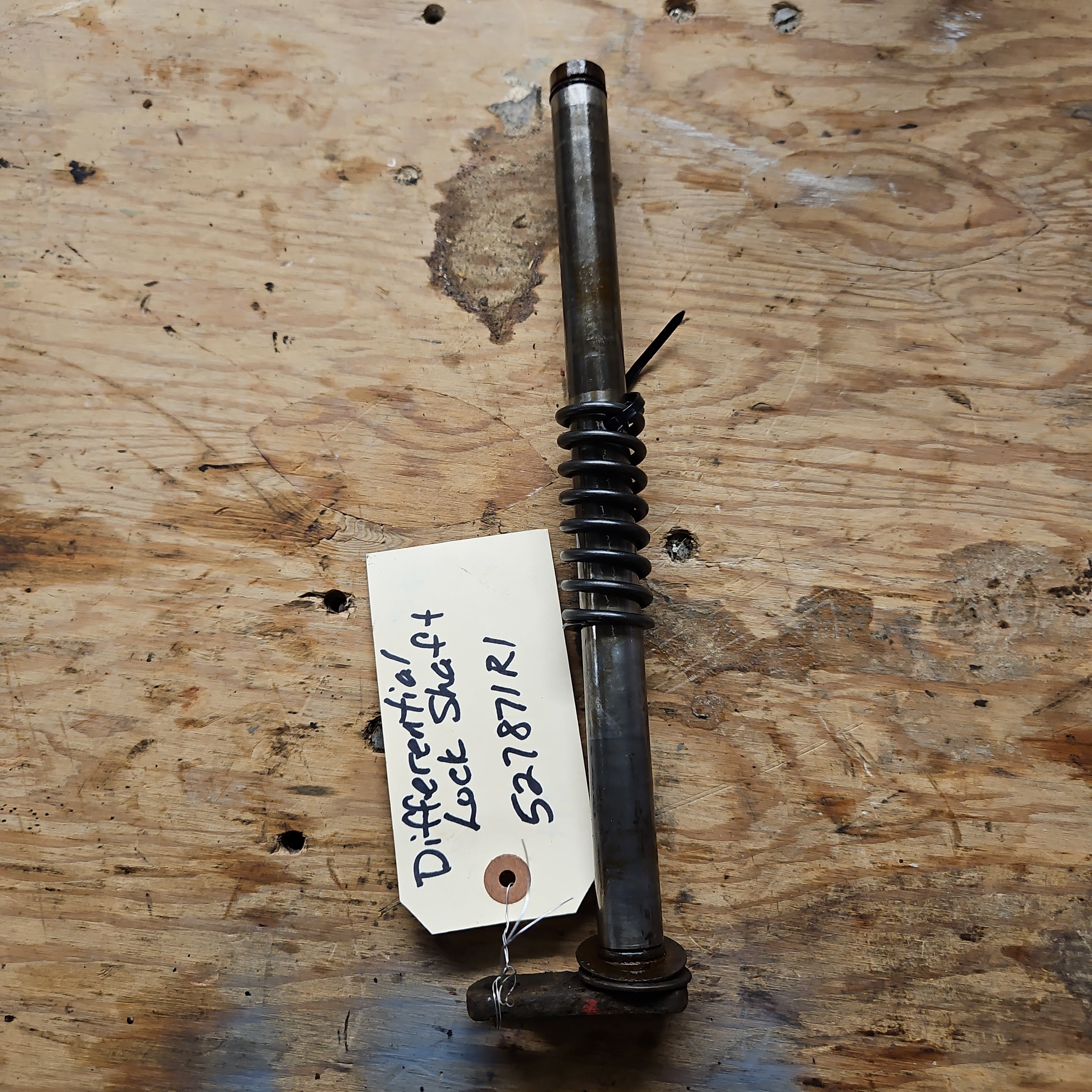 Differential Lock Shaft – A&M Tractor Salvage & Parts