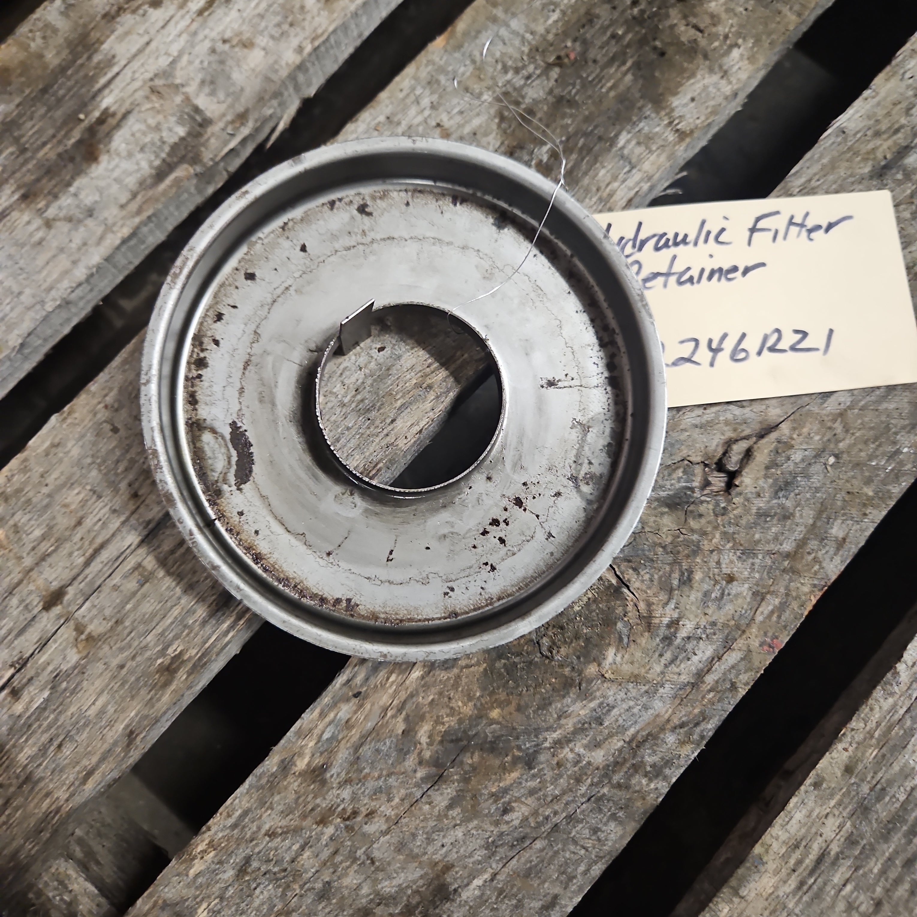 Hydraulic Filter Retainer – A&M Tractor Salvage & Parts