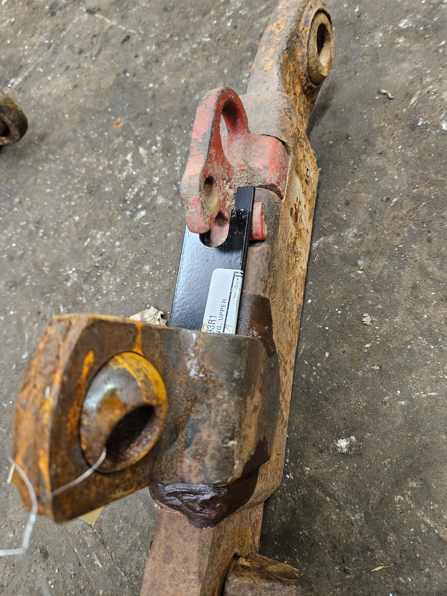 RH Lower Link