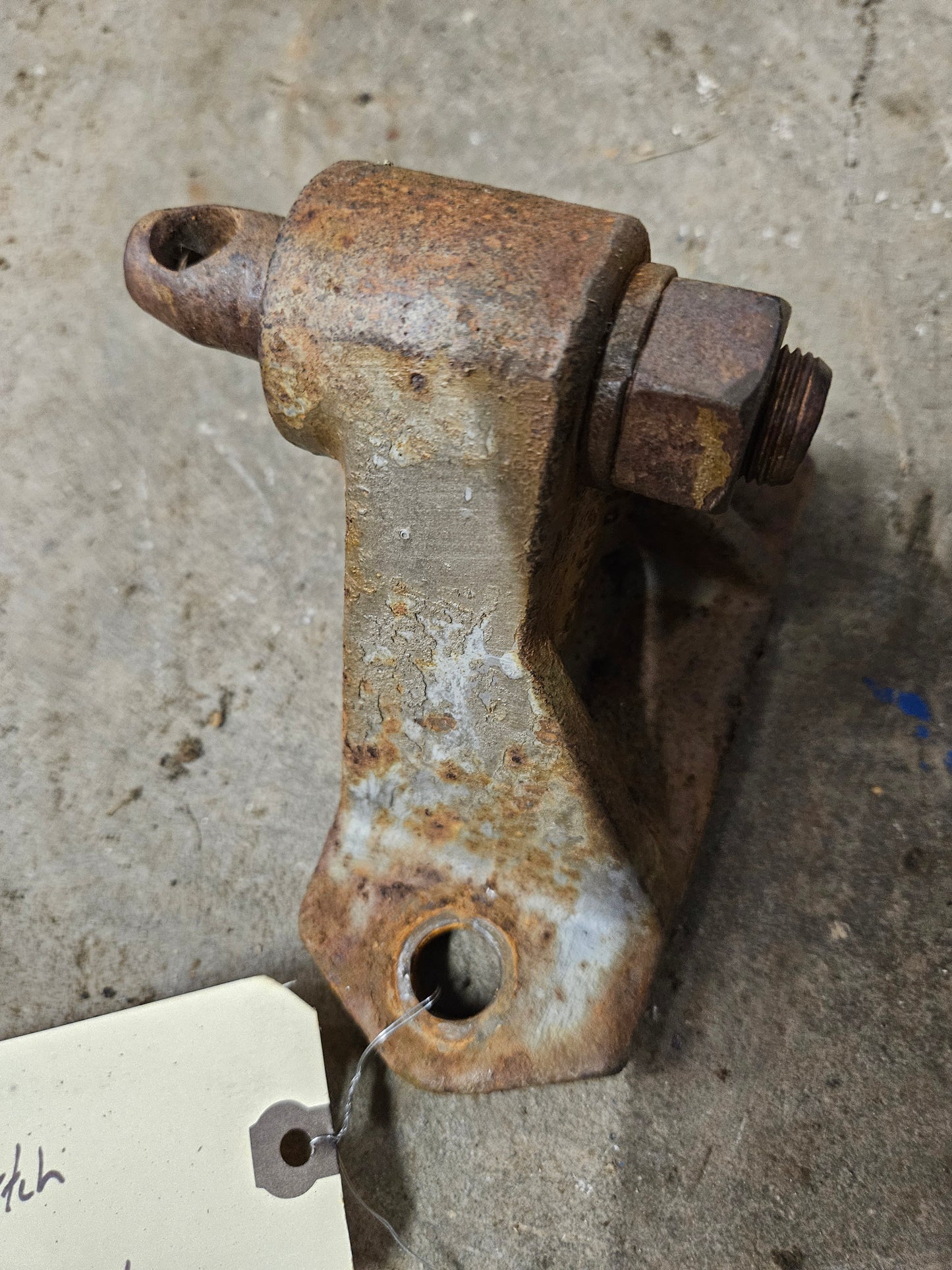 LH Stabilizer Bracket 3PT