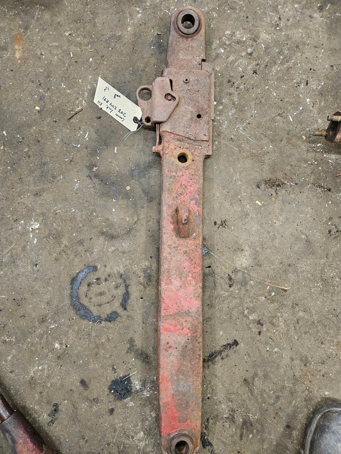 RH Lower Link