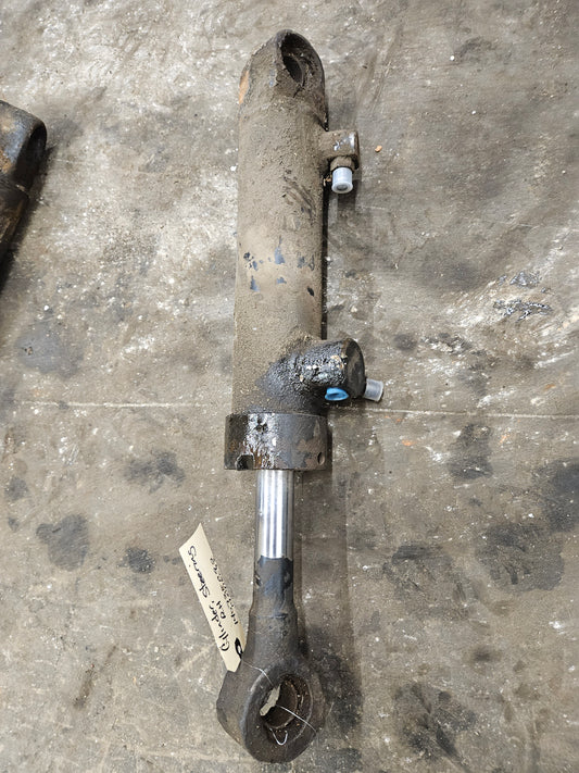 RH Steering Cylinder